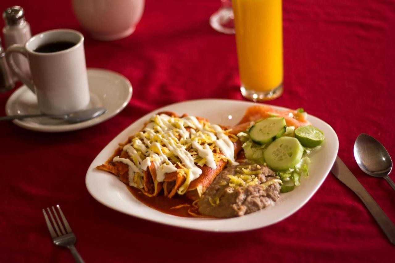 Hotel&Suites Marrod Chihuahua Buitenkant foto